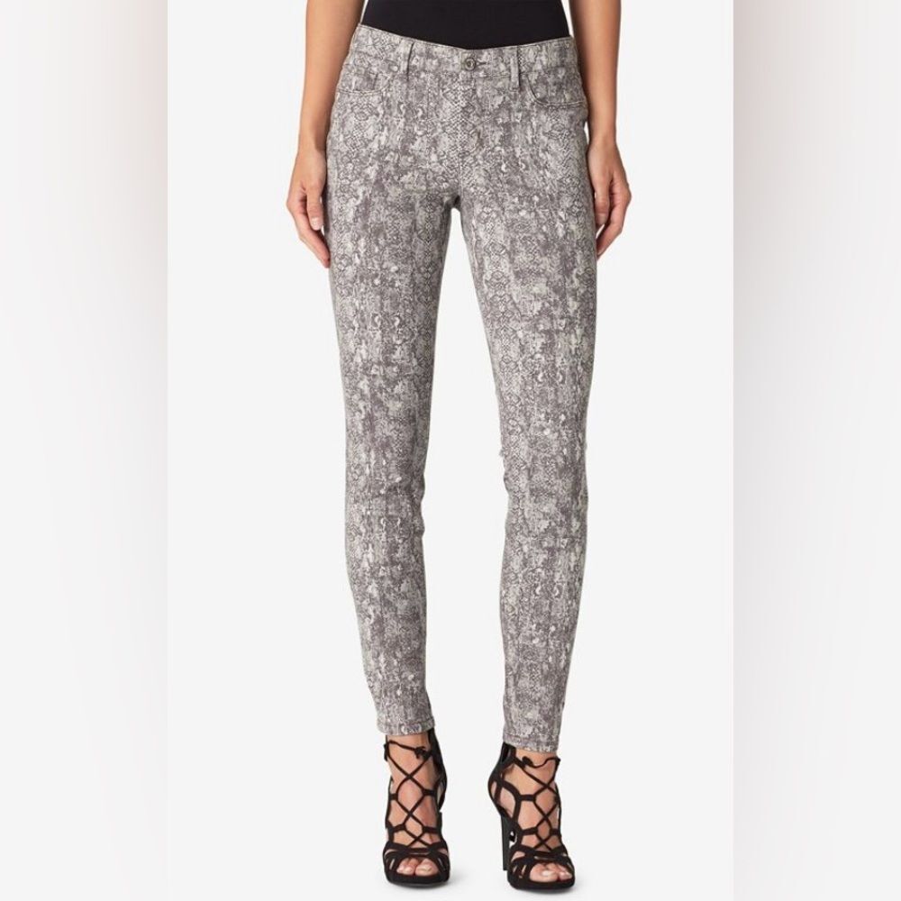 Jessica Simpson kiss me ankle skinny jeans Animal print Jeans NWOT size 12 / 31